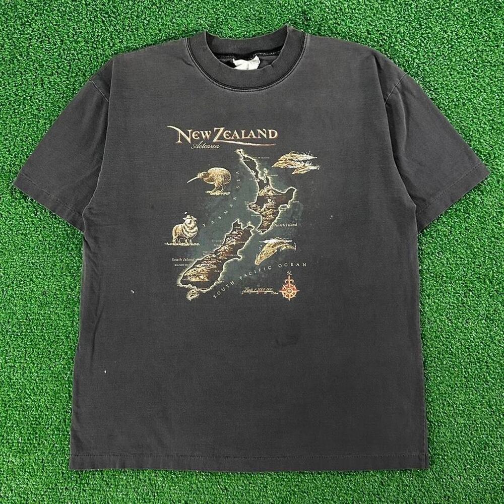 Vintage new zealand nature map